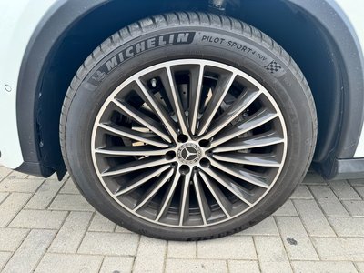 MERCEDES-BENZ GLC - 10