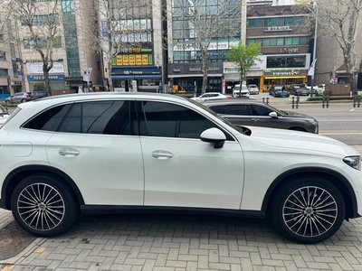 MERCEDES-BENZ GLC - 4
