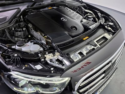 MERCEDES-BENZ E-CLASS - 7