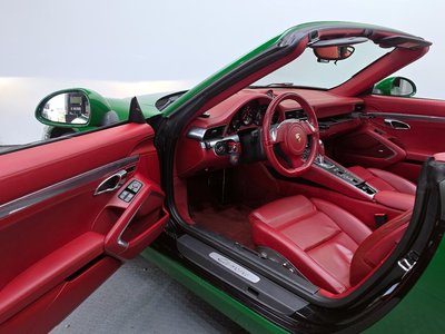 PORSCHE 911 - 10