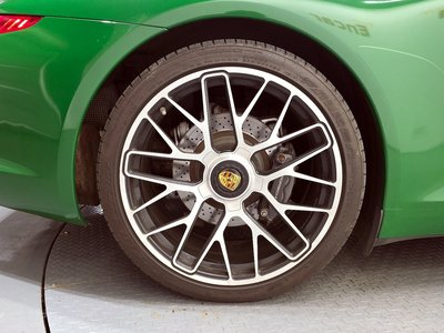 PORSCHE 911 - 6