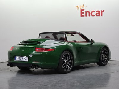 PORSCHE 911 - 4