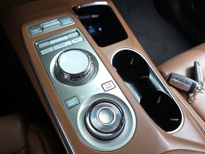 2022 Genesis GV70 thumbnail 12