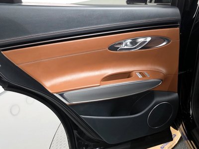 2022 Genesis GV70 thumbnail 15
