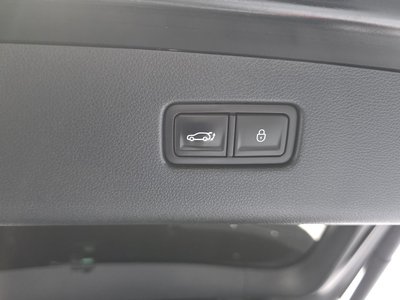 2022 Genesis GV70 thumbnail 23
