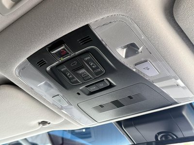 2023 Toyota ALPHARD — миниатюра 37
