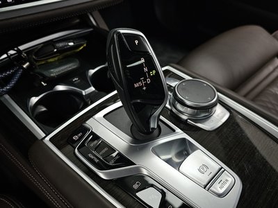 2020 BMW 7 SERIES — фото 9