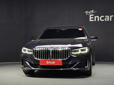 2020 BMW 7 SERIES — фото 2