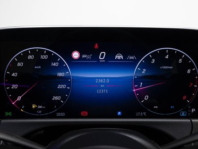 MERCEDES-BENZ E-CLASS - 8