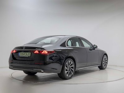 MERCEDES-BENZ E-CLASS - 4
