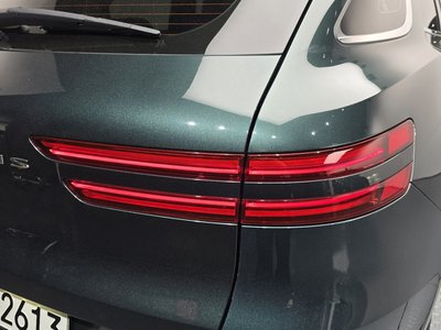 صورة 10 لـ 2021 Genesis GV70