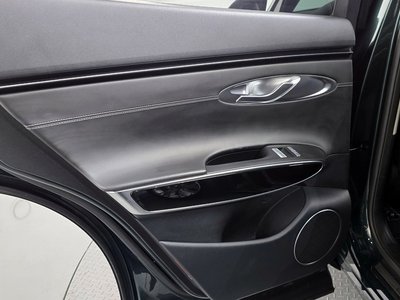2021 Genesis GV70 — миниатюра 15