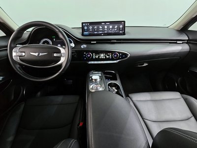 صورة 5 لـ 2021 Genesis GV70