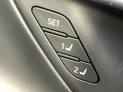 TOYOTA CROWN SPORT - 8