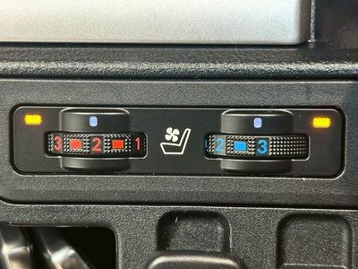 TOYOTA LAND CRUISER PRADO - 6