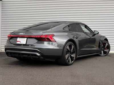 AUDI E-TRON GT QUATTRO - 8