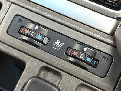 TOYOTA LAND CRUISER PRADO - 9