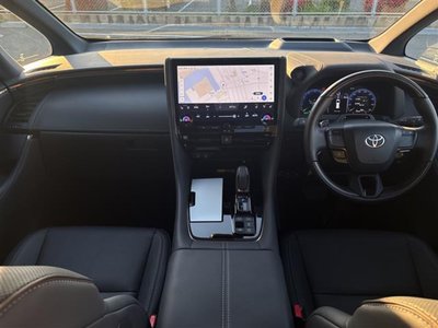 TOYOTA ALPHARD - 2