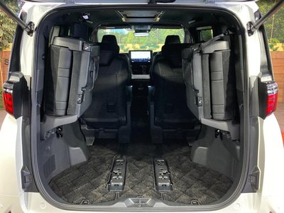 صورة مصغرة 11 لـ 2025 Toyota ALPHARD