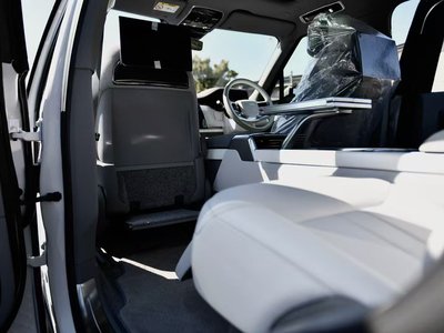 2025 LAND Rover RANGE ROVER 照片 9