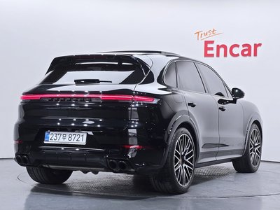 PORSCHE CAYENNE - 4