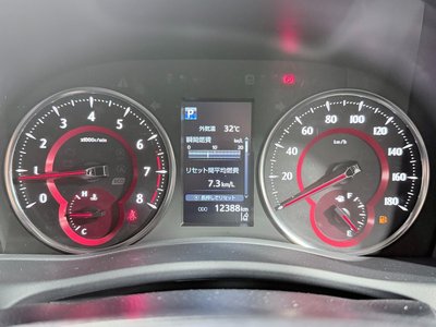 2022 Toyota ALPHARD — миниатюра 33