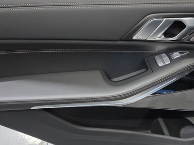 2024 BMW X7 — миниатюра 15