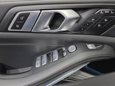 2024 BMW X7 — миниатюра 19