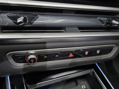 2024 BMW X7 — миниатюра 28