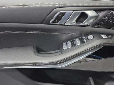 2024 BMW X7 — миниатюра 14