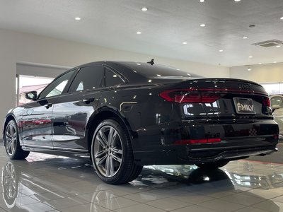 AUDI A8 - 8