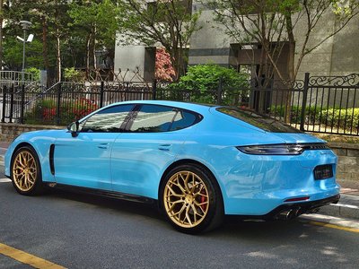 PORSCHE PANAMERA - 7