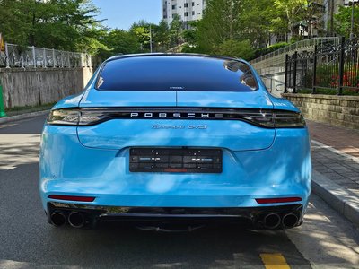 PORSCHE PANAMERA - 6