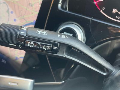 MERCEDES-BENZ E-CLASS - 9