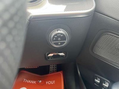 MERCEDES-BENZ C-CLASS - 9