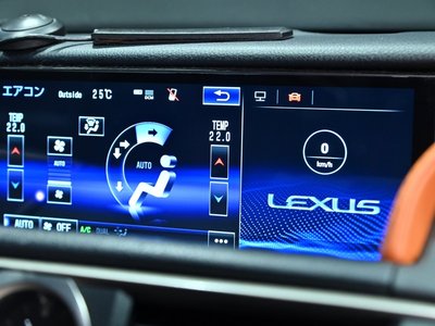 صورة مصغرة 23 لـ 2015 Lexus RC F