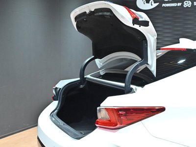 صورة مصغرة 62 لـ 2015 Lexus RC F