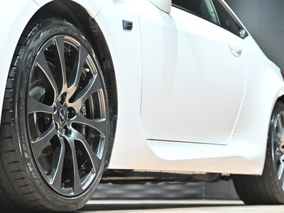 صورة مصغرة 68 لـ 2015 Lexus RC F