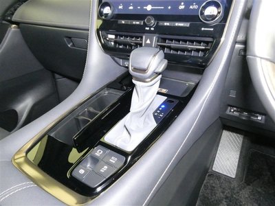 2024 Toyota ALPHARD — миниатюра 21