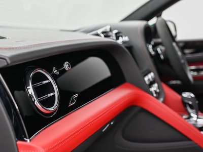 صورة مصغرة 16 لـ 2023 Bentley BENTAYGA