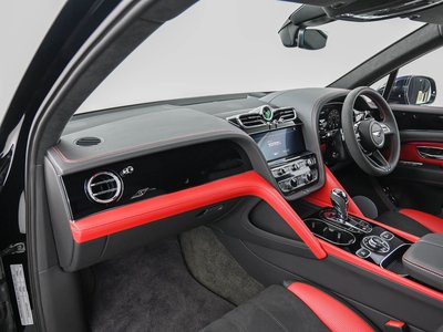 صورة مصغرة 15 لـ 2023 Bentley BENTAYGA