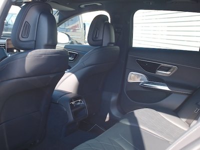 MERCEDES-BENZ E-CLASS - 9