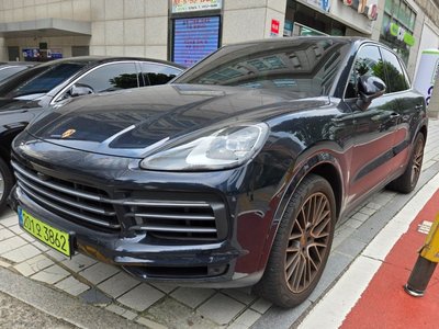 PORSCHE CAYENNE
