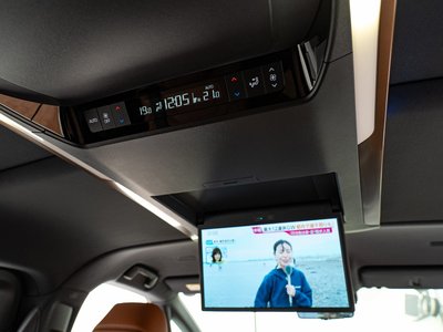 TOYOTA VELLFIRE - 3