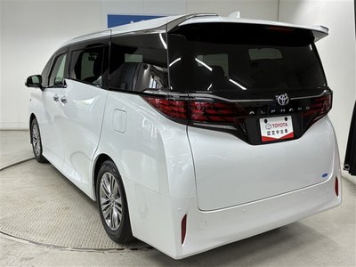 2023 Toyota ALPHARD — фото 5