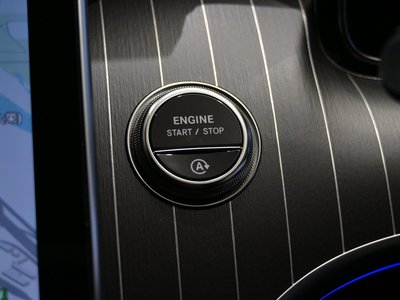 2025 Mercedes-BENZ C-CLASS — миниатюра 41