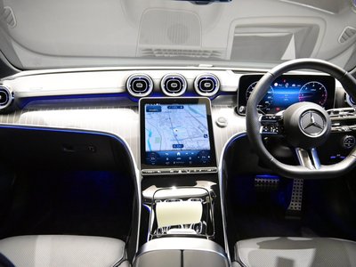 2025 Mercedes-BENZ C-CLASS — миниатюра 21