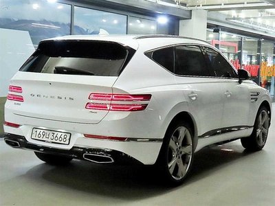 GENESIS GV80 - 3