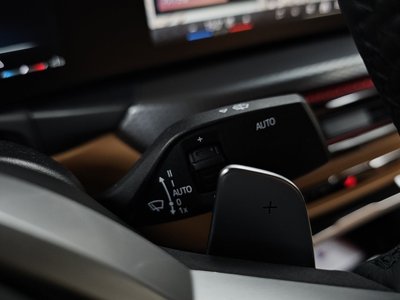 2025 BMW 3 SERIES thumbnail 28