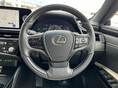 صورة مصغرة 12 لـ 2023 Lexus ES